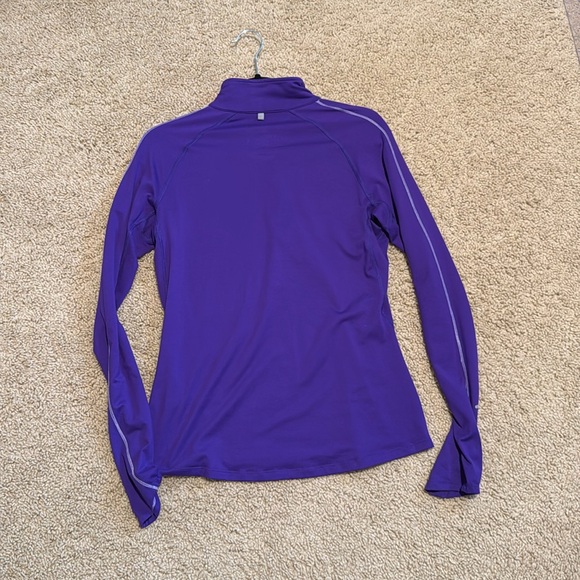 Nike 1/4 zip deep purple top - Picture 5 of 5